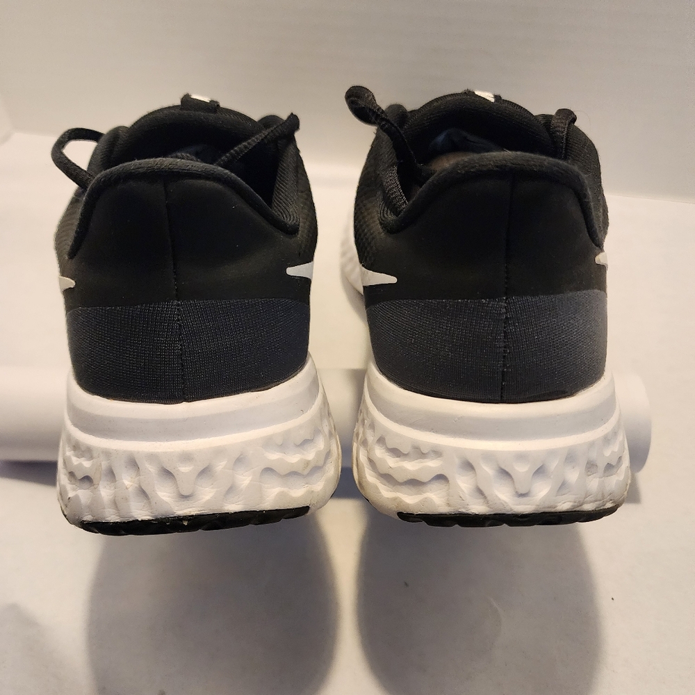 Women's Nike Revolution‎ size 11 - Picture 3 of 7